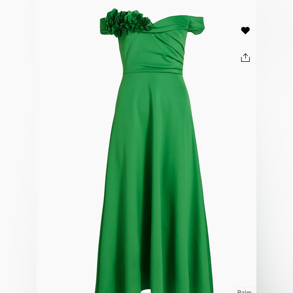Badgley Mischka

Off-the-Shoulder Rosette Midi-Dress
